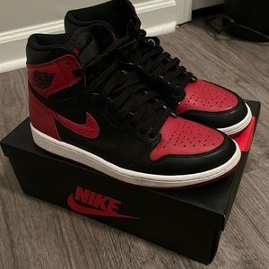 Air Jordan 1 Banned Bred